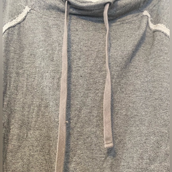 Free People “Kimmie” Gray Cropped Hoodie - Size Large - Picture 6 of 10